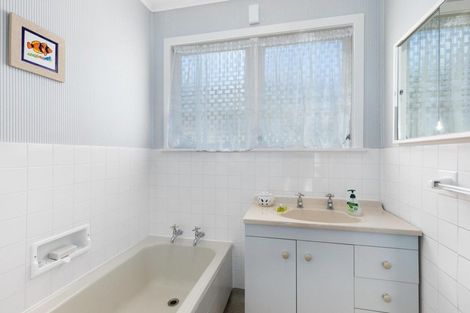 Photo of property in 20 Spinnaker Drive, Whitby, Porirua, 5024