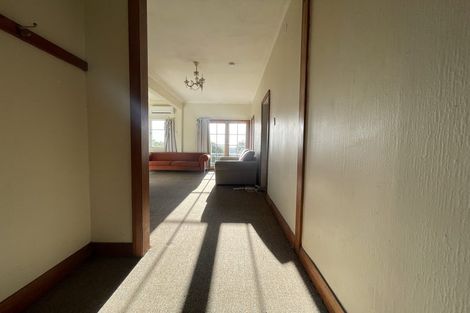 Photo of property in 29 Tanera Crescent, Brooklyn, Wellington, 6021