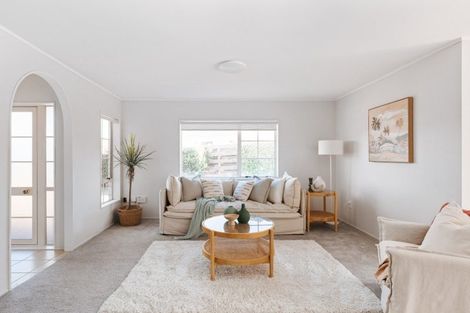 Photo of property in 17 Balmacewen Place, Mount Maunganui, 3116