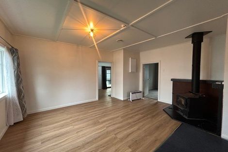 Photo of property in 15 Roebuck Street, Westport, 7825