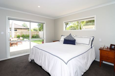 Photo of property in 60 Feist Street, Carterton, 5713