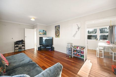 Photo of property in 61 Carrington Avenue, Silverdale, Hamilton, 3216