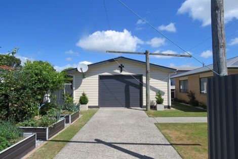 Photo of property in 33 Queen Street, Westport, 7825