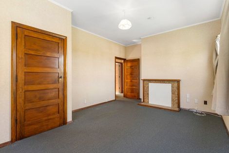 Photo of property in 23 Clarence Road, Northcote Point, Auckland, 0627