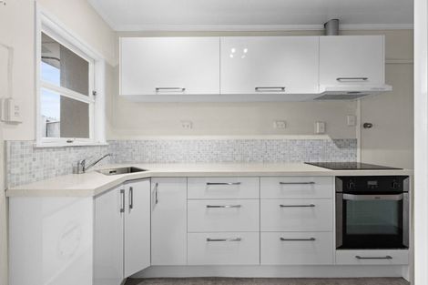 Photo of property in 38a Taradale Road, Marewa, Napier, 4110