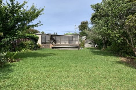 Photo of property in 7 Kauri Road, Stanmore Bay, Whangaparaoa, 0932