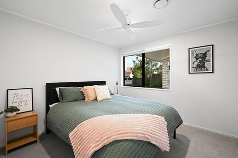 Photo of property in 21 Mangakoea Place, St Andrews, Hamilton, 3200