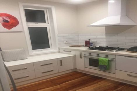 Photo of property in 34f1 Hawkestone Street, Thorndon, Wellington, 6011