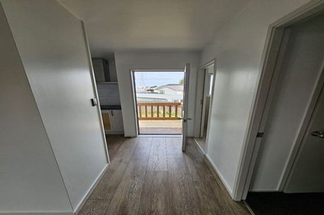 Photo of property in 2/29 Takanini Road, Takanini, 2112