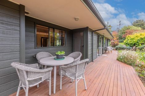 Photo of property in 2 Petersen Place, Waipukurau, 4200