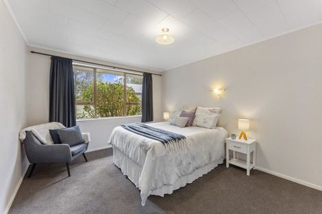 Photo of property in 2/110 Pinehaven Road, Pinehaven, Upper Hutt, 5019