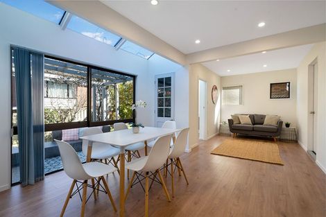 Photo of property in 6 Glucina Avenue, West Harbour, Auckland, 0618