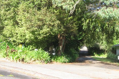 Photo of property in 9 Tranquil Glade, Hillcrest, Auckland, 0627
