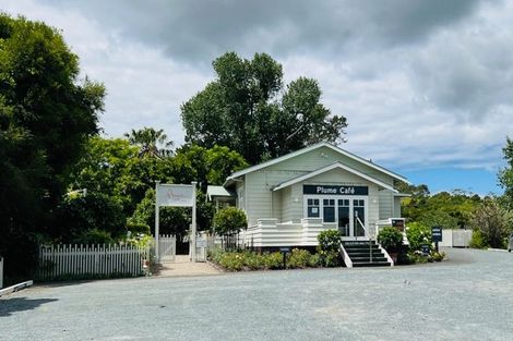 Photo of property in 1 Awanui Crescent, Matakana, 0985