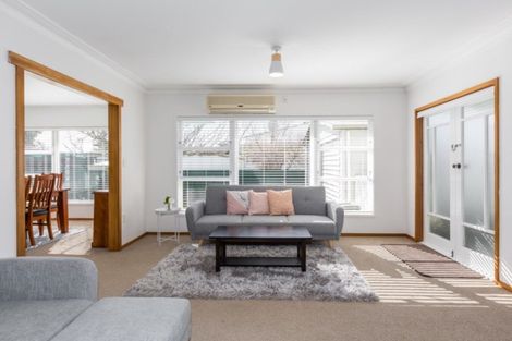 Photo of property in 10 Pembroke Street, Taradale, Napier, 4112