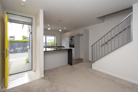 Photo of property in 5 Longueval Lane, Broomfield, Christchurch, 8042