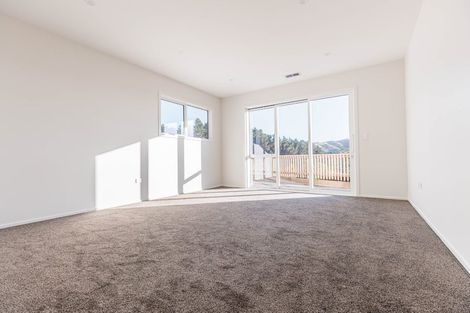 Photo of property in 22 Prestbury Grove, Churton Park, Wellington, 6037