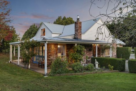 Photo of property in 31 Whitewood Crescent, West Melton, Christchurch, 7675