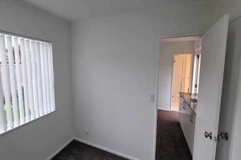 Photo of property in 9 Cambrian Crescent, Flat Bush, Auckland, 2016