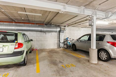 Photo of property in Luxford Villas, 108/72 Herald Street, Berhampore, Wellington, 6023