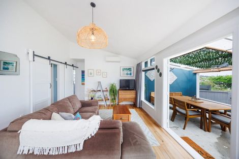 Photo of property in 10 Kent Terrace, Foxton Beach, Foxton, 4815