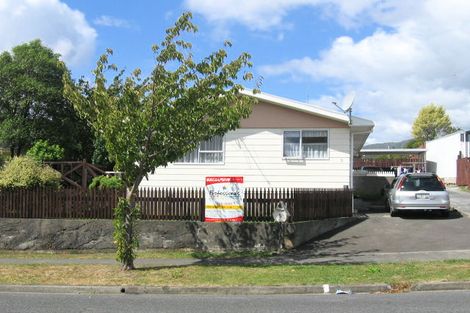 Photo of property in 5f2- Crystal Grove, Birchville, Upper Hutt, 5018