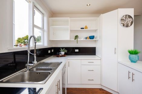 Photo of property in 3 Koromiko Avenue, Roslyn, Palmerston North, 4414