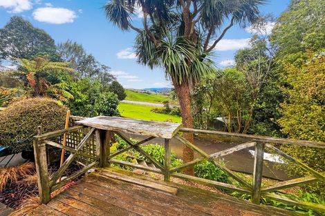 Photo of property in 10 Hau Whiti Place, Kimbolton, 4774