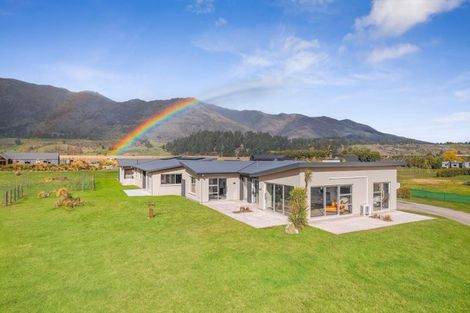 Photo of property in 46 Paterson Drive, Hawea Flat, Wanaka, 9382