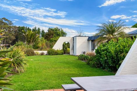 Photo of property in 1650 Ngunguru Road, Ngunguru, Whangarei, 0173
