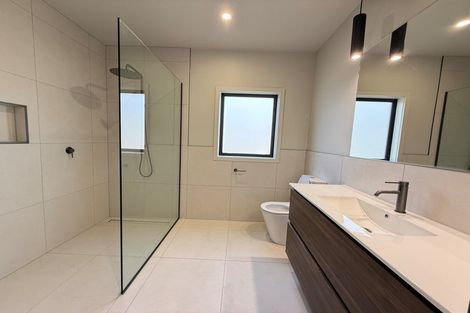 Photo of property in 114a Bartholomew Road, Levin, 5510