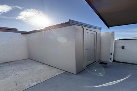 Photo of property in 268a Courtenay Street, Strandon, New Plymouth, 4312