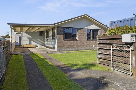 Photo of property in 30 Rahiri Street, Waitara, 4320