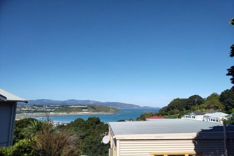 Photo of property in 92 Sutherland Road, Melrose, Wellington, 6023