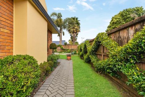 Photo of property in 13 Chesterfield Place, Rototuna, Hamilton, 3210