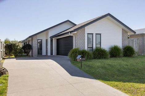 Photo of property in 43 Te Wharo Drive, Papamoa, 3118