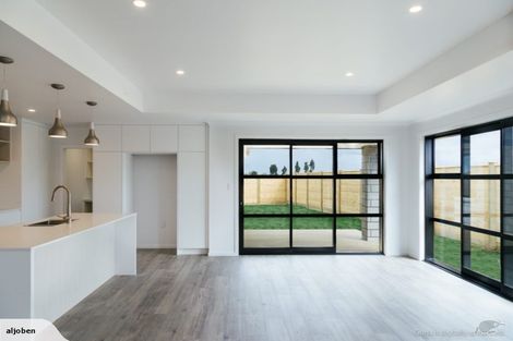 Photo of property in 12 Lewis Way, Cambridge, 3434