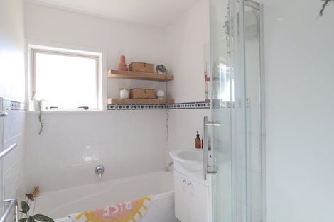 Photo of property in 62 Fairview Street, Fairview Downs, Hamilton, 3214