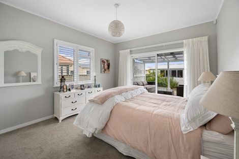 Photo of property in 38 Bedford Road, Marewa, Napier, 4110