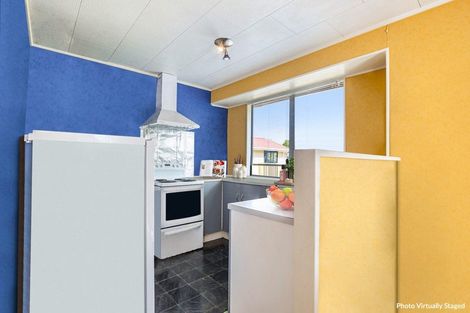 Photo of property in 64 Meadowvale Rise, Titirangi, Auckland, 0604