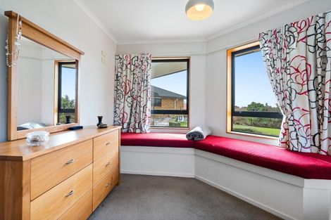 Photo of property in 18c Ashmore Drive, Frankleigh Park, New Plymouth, 4310