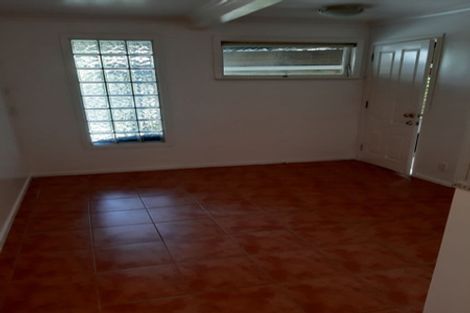 Photo of property in 41 Hatherlow Street, Glenfield, Auckland, 0629