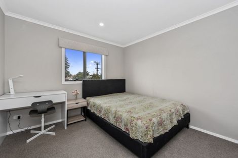 Photo of property in 144u2 Old Farm Road, Hamilton East, Hamilton, 3216