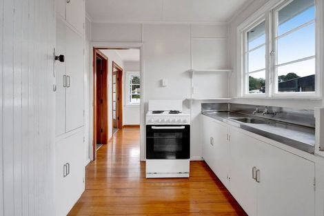 Photo of property in 19a Lorna Street, Lynmouth, New Plymouth, 4310