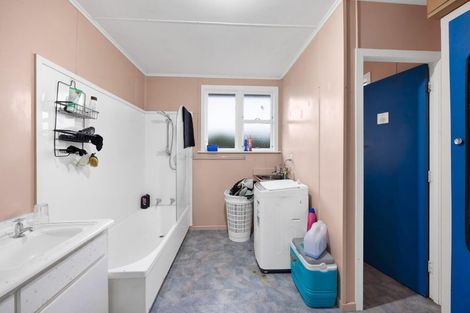 Photo of property in 53 Kapuni Street, Manaia, 4612