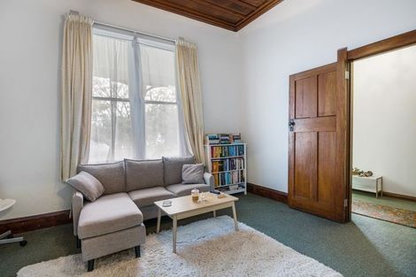 Photo of property in 1/1 Outram Road, Akina, Hastings, 4122