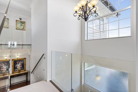 Photo of property in 74 Travis View Drive, Fairview Heights, Auckland, 0632