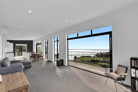 Photo of property in 65 Santa Maria Avenue, Mount Pleasant, Christchurch, 8081