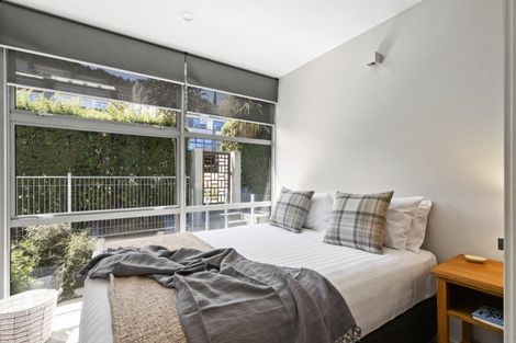 Photo of property in The Beeches Apartments, 4/60 Hallenstein Street, Queenstown, 9300