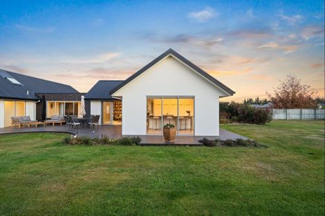Photo of property in 19 Rossington Drive, West Melton, 7618
